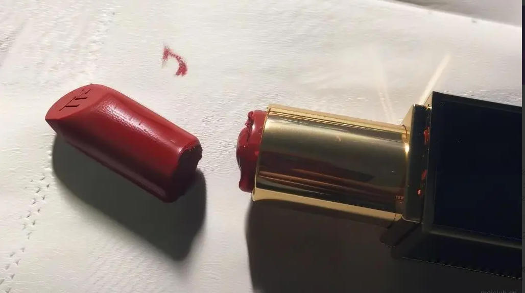 Lipstick breaks easily, why? what to do?