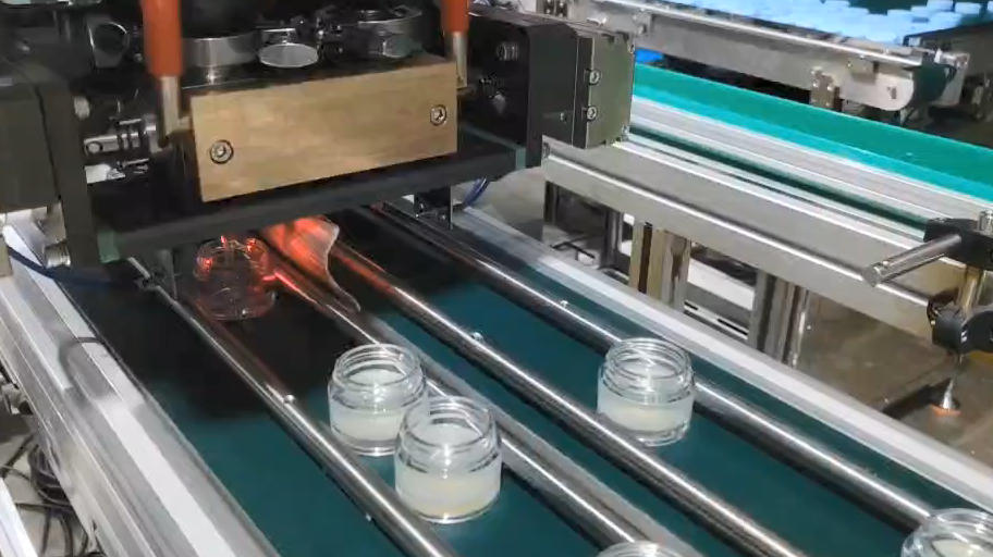 2-head hot filling line real project