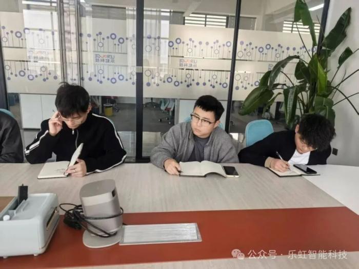 新闻5.jpg